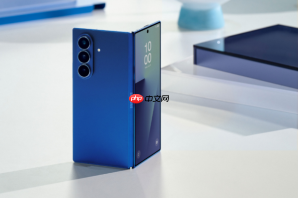 疑似三星全新折叠屏手机曝光！型号“H8” 或为全新形态