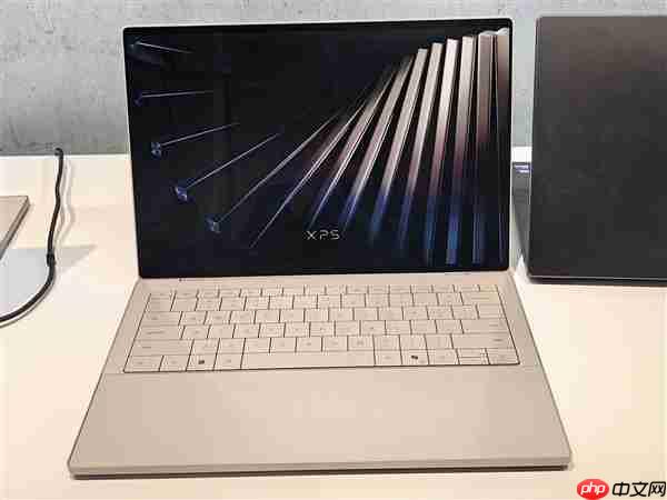 戴尔重新推出XPS笔记本：双层OLED屏 配酷睿Ultra 3系列处理器