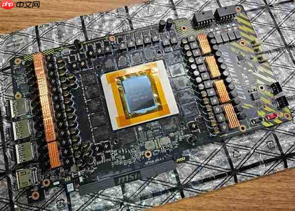 微星旗舰卡皇!RTX 5090 Lightning Z曝光:双12V-2×6接口、40相供电