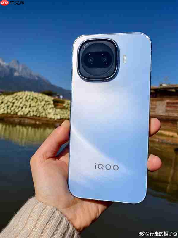 双芯爆能打!iQOO Z11 Turbo搭载第五代骁龙8+Q2电竞芯片