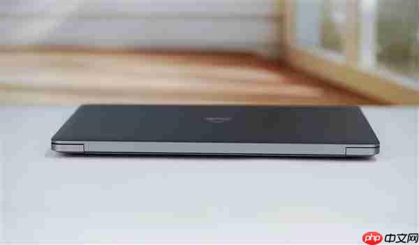 首发自研长江SoC!摩尔线程AIBOOK笔记本图赏