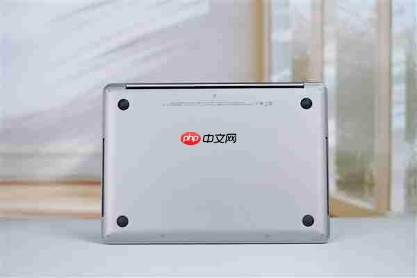 首发自研长江SoC!摩尔线程AIBOOK笔记本图赏