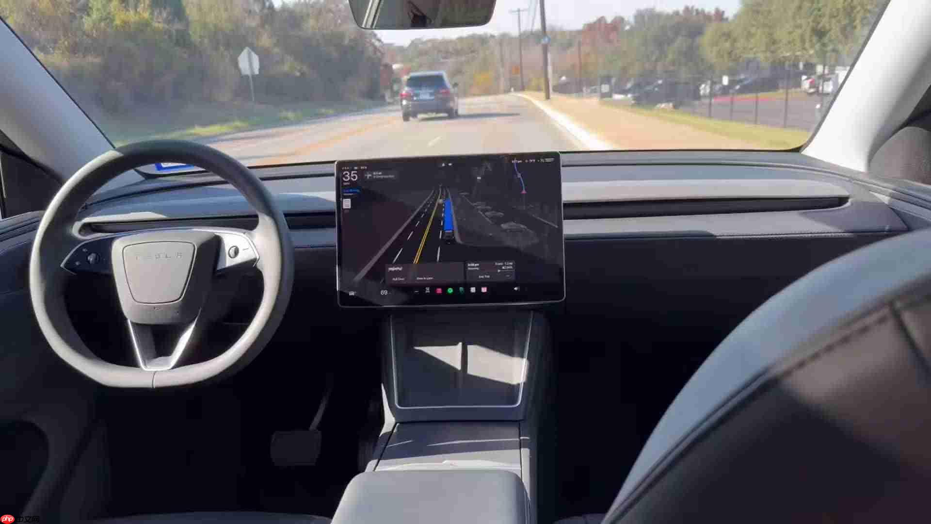 马斯克亲测无安全员 Robotaxi 自动驾驶网约车,直言体验“完美”