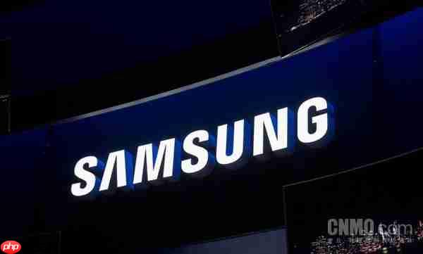 早报:三星独家供应iPhone Fold面板 卢伟冰透露新机