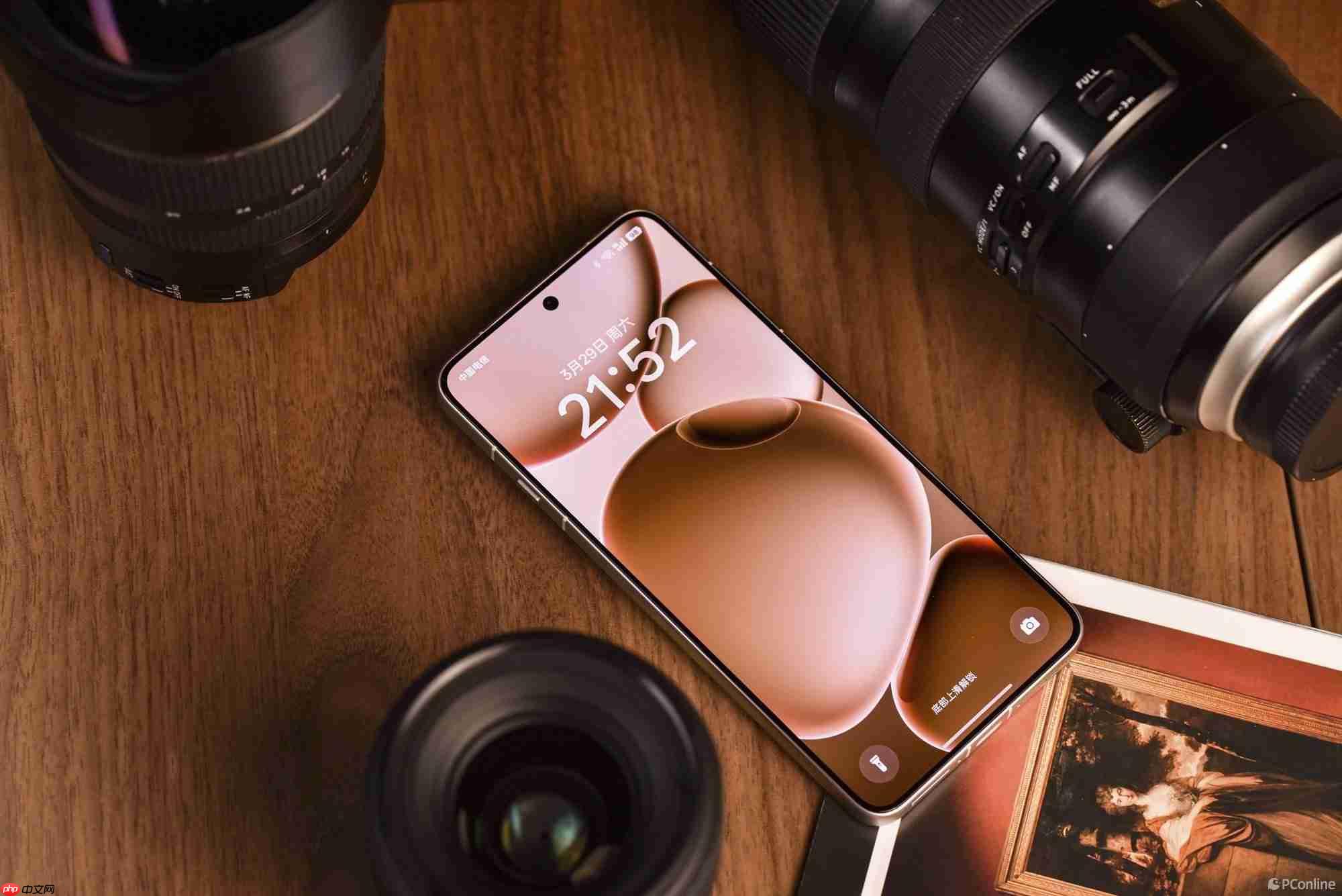 OPPO Find X9 Ultra爆料:双2亿+唯一10倍光变,2026影像机皇提前锁定?