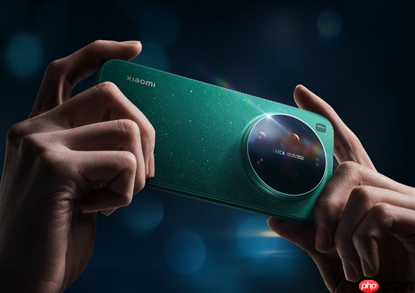 小米17 Ultra跑分现身:第五代骁龙8至尊版、12GB内存起步