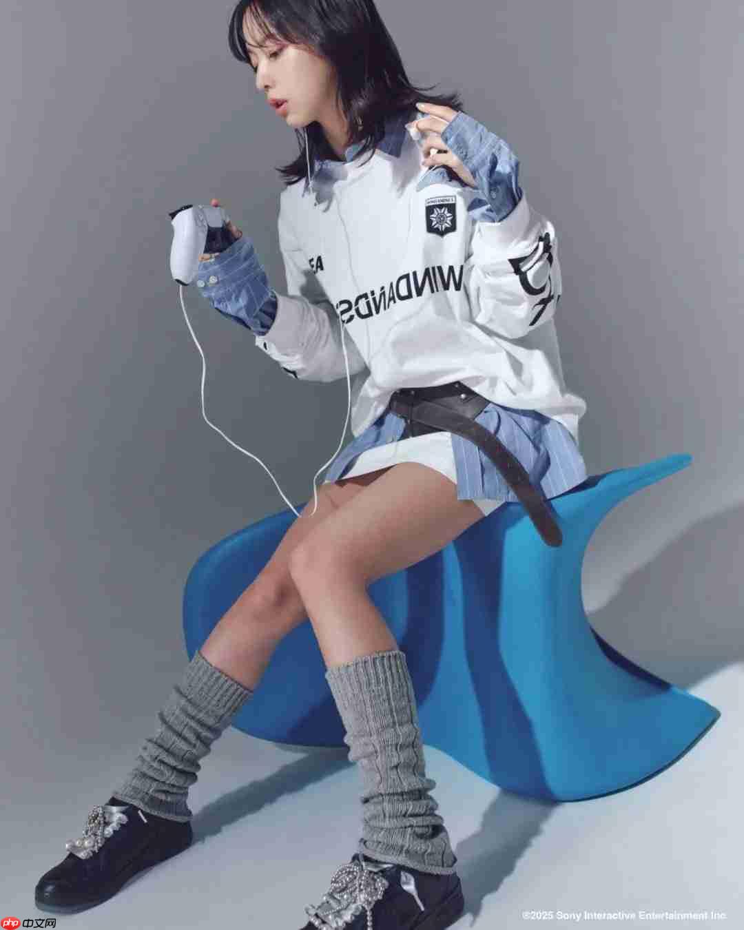 买PS5的钱回来了！ 《寂静岭f》主演加藤小夏成为PS品牌大使并发布品牌服装靓照