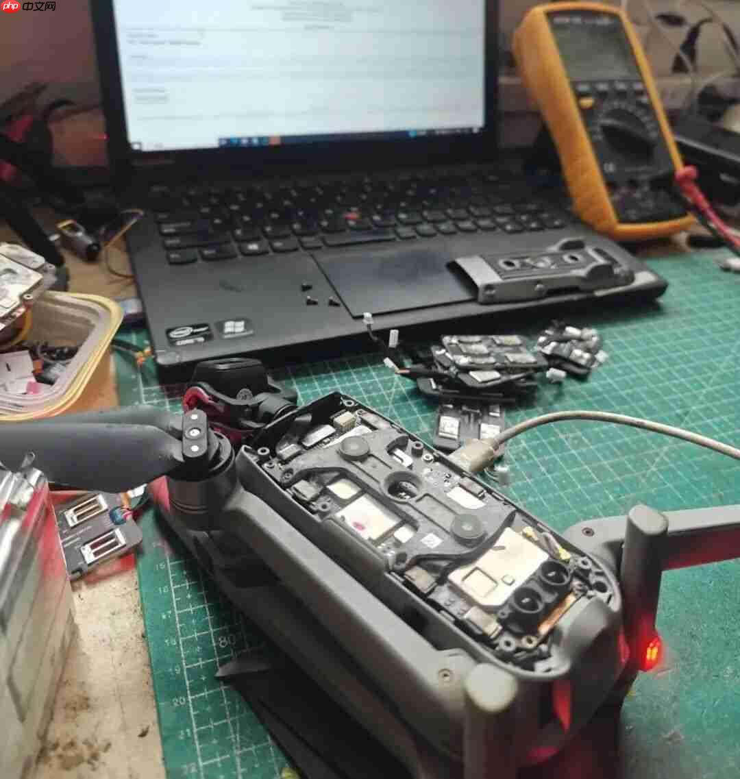 篡改电池数据、解锁飞行限高,上海警方破获 5 起破解无人机案件