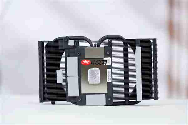 ITX性能小钢炮!七彩虹RTX 5070 Mini OC 12GB图赏