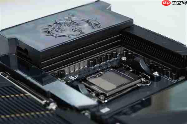 限量1000块！微星MEG X870E GODLIKE X EDITION主板图赏