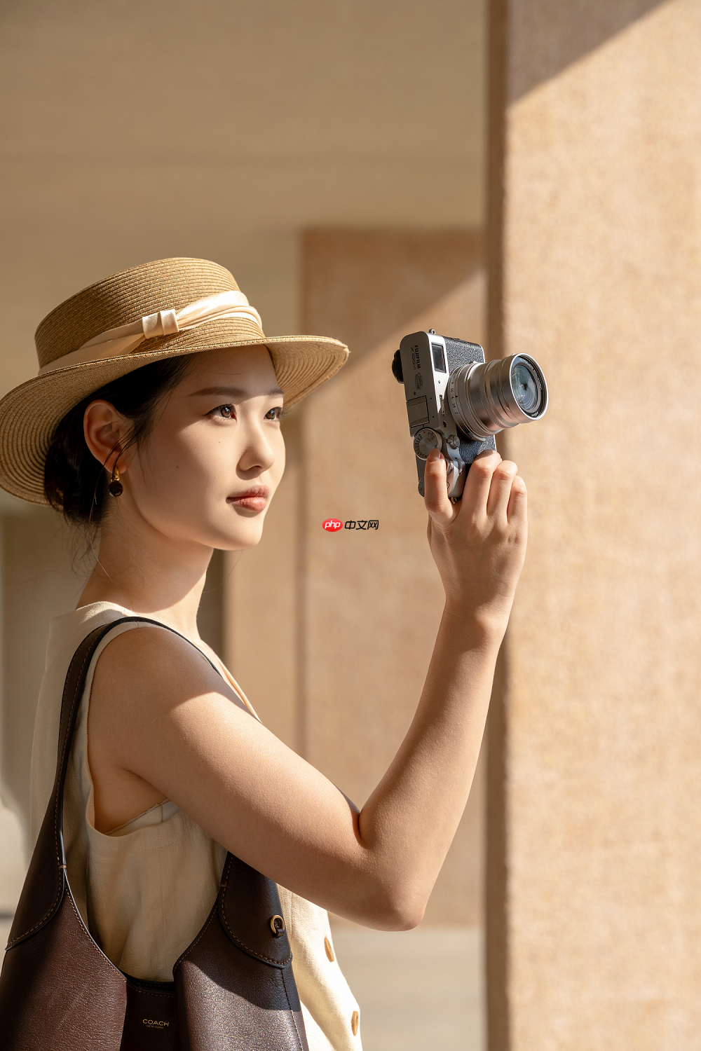 唯卓仕发布富士X100系列专属附加镜，双镜解锁创作自由