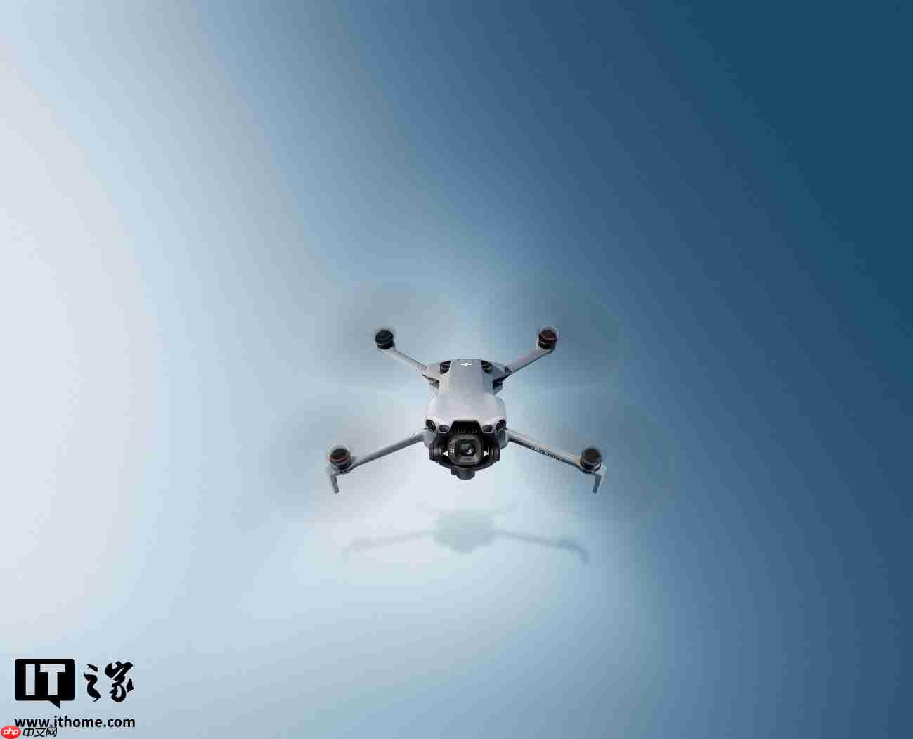 无人机“谁能飞”“谁在飞”?两项强制性国家标准发布,明年 5 月起实施