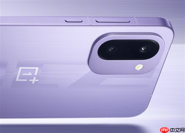 一加Ace 6T首销10分钟卖爆!打破今年同档机型全天销售纪录