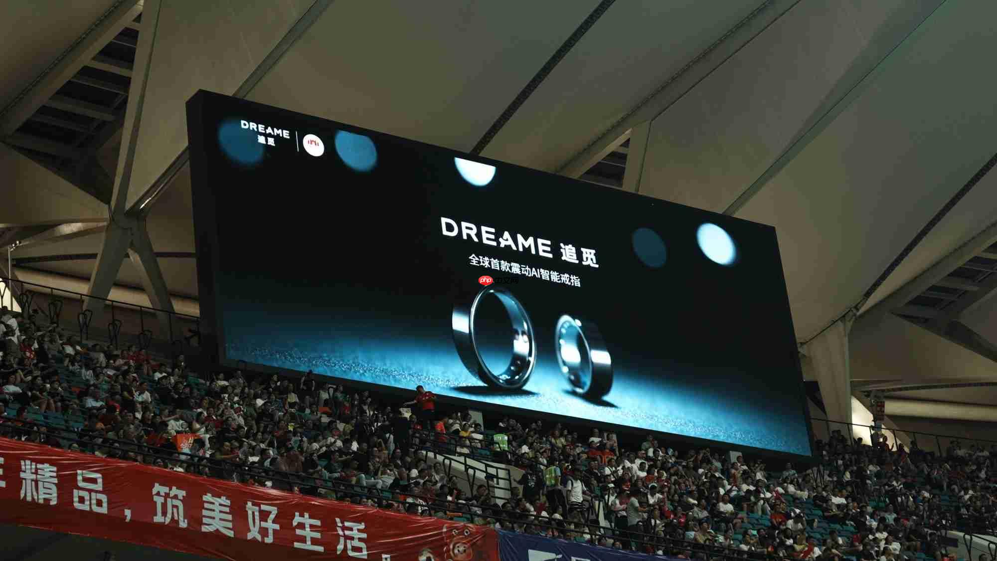 扎克伯格、马斯克都青睐的AI戒指，正在成为圣诞送礼新宠