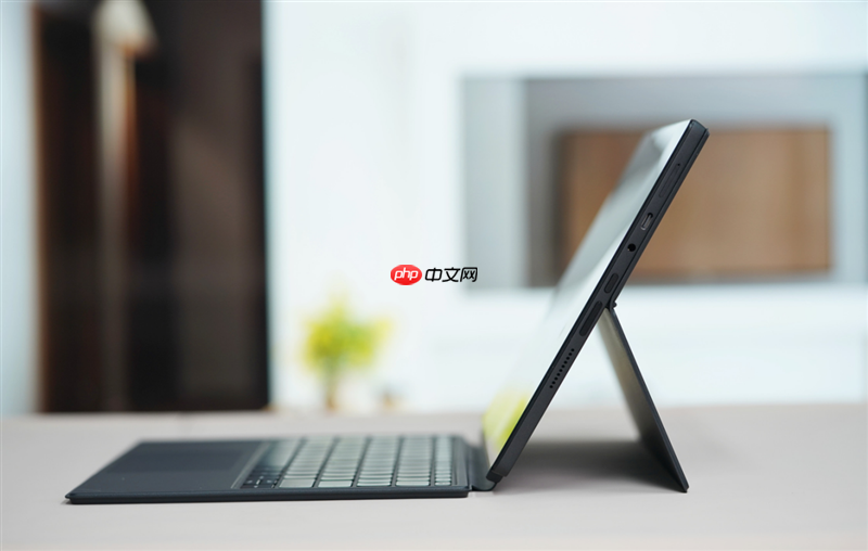 从形态到性能的全面革新！HUAWEI MatePad Edge鸿蒙二合一平板电脑评测