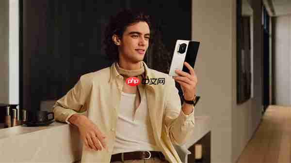 华为Mate X7四配色官图发布:独一无二新设计 最强辨识度