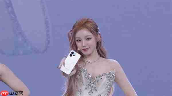 宋雨琦惊喜亮相OPPO Reno15发布会:美到溢出屏幕