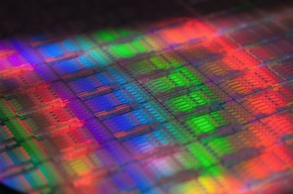 安世半导体内部争端升级，或致欧洲汽车生产中断 - php中文网