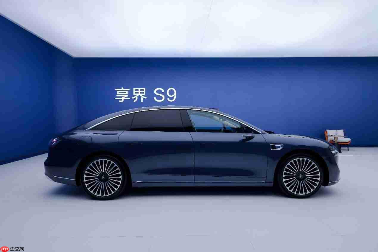 新款享界S9正式开启小订,以“豪华满配”发起降维打击