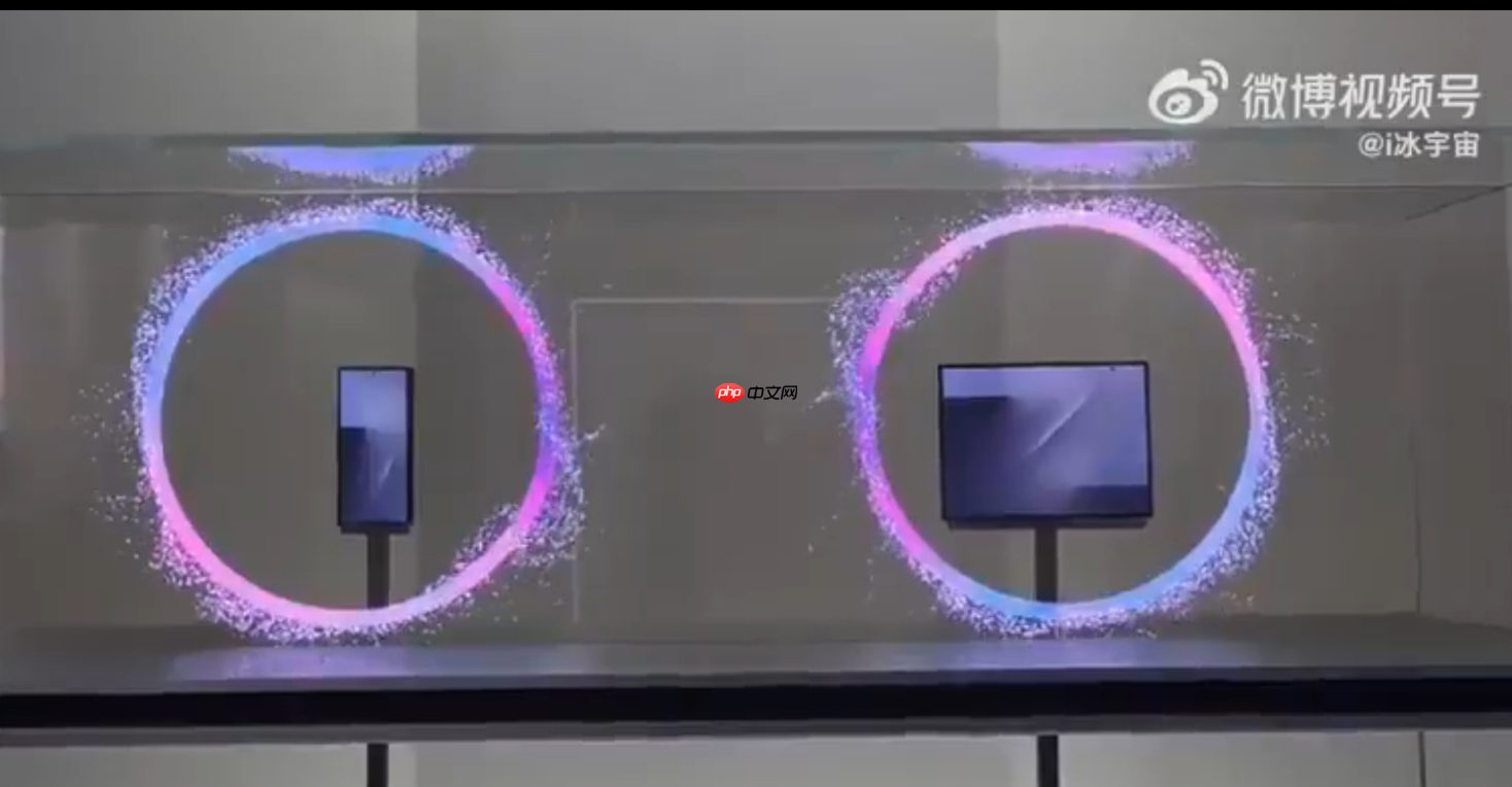 三星三折叠真机亮相 采用两铰链三段屏G折设计