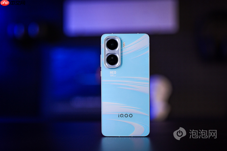 iQOO Neo11开售:2K屏+双芯性能怪兽,首销2599元起