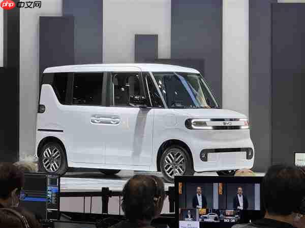 颜值完胜日系同类！比亚迪纯电K-Car定名RACCO：明夏开售