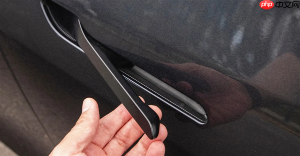 隐藏式门把手 给整个汽车行业都上了一课