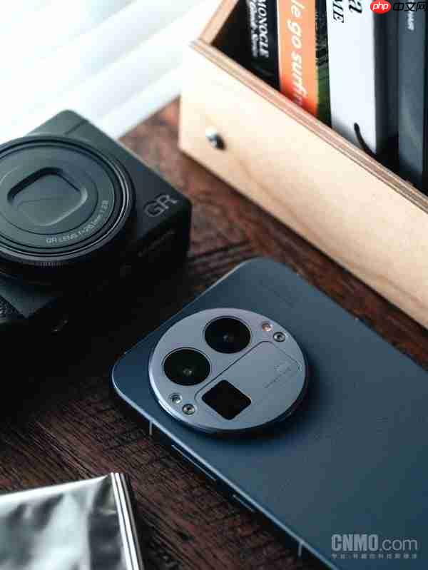 真我GT8系列亮点全解析:标准版越级满配 Pro版打造街拍神器