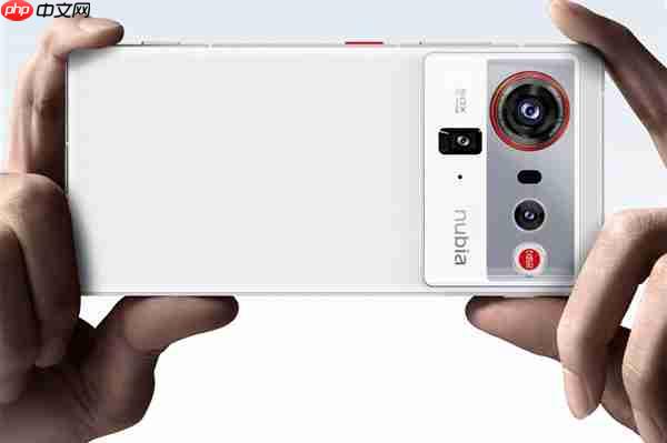 努比亚Z80 Ultra首发7200mAh第四代南海电池:续航超越友商7500mAh