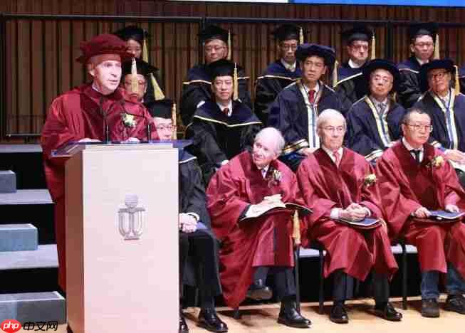 刘慈欣等五位“杰出领袖”获颁授港科大荣誉博士
