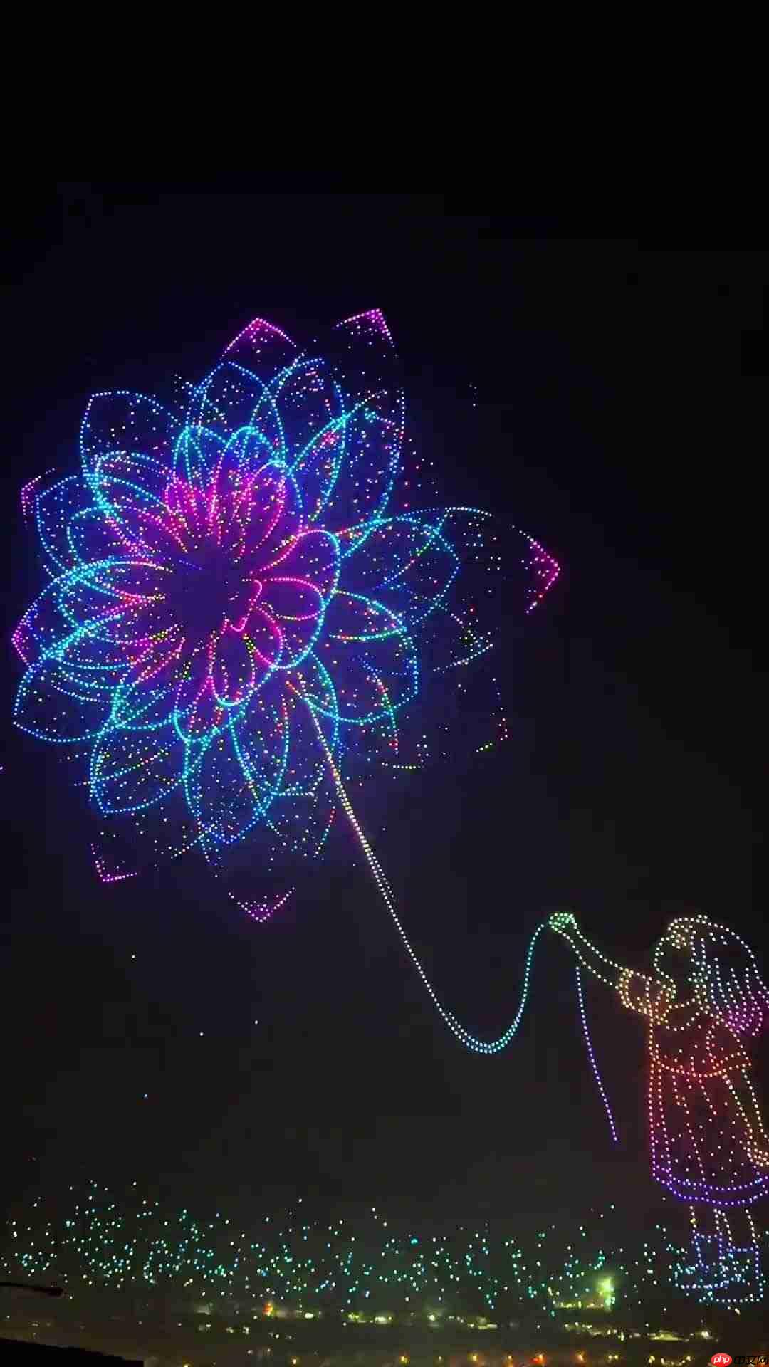 近 1.6 万架无人机同时升空，浏阳无人机烟花秀创两项吉尼斯世界纪录