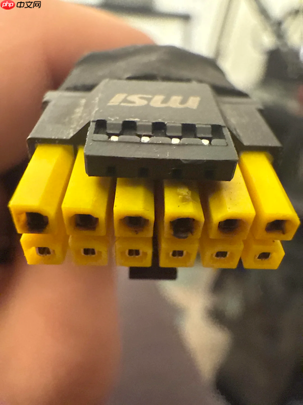 12V-2x6 16针供电接口真没法要了!48小时烧了四块RTX 5090