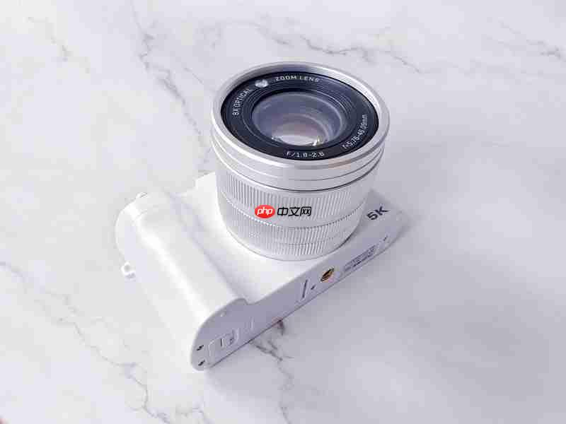 平价也能出大片!彩族C19微单测评:新手入门真香之选!