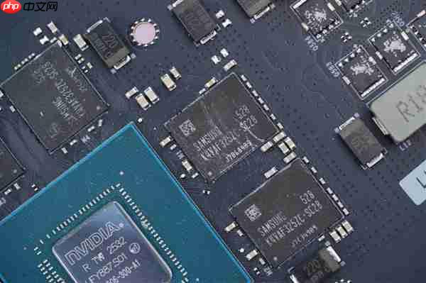 史上唯一单槽 2cm极致超薄!影驰RTX 5060 Ti无双MAX图赏