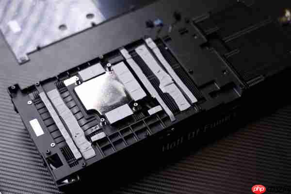 影驰RTX 5070 Ti HOF OC LAB黑魂X评测|纯黑哑光 旗舰性能