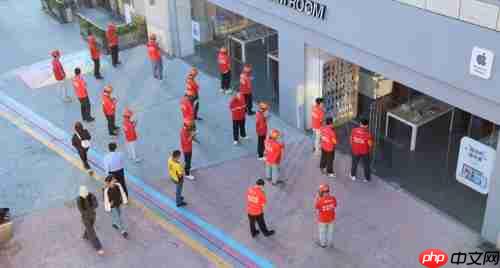 过去熬夜排队买iPhone 如今京东秒送骑手为我排队送新机