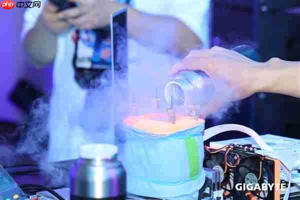 技嘉X870 AORUS Tachyon加持:锐龙7 9800X3D超频新世界纪录!突破7.3GHz大关