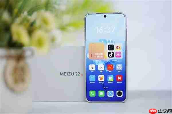 行业唯一四等边白面板!魅族22图赏