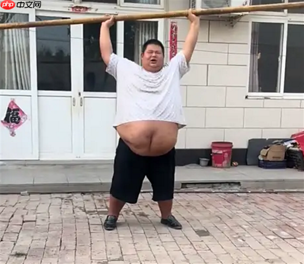 一句味真足火爆网络:350斤网红男神大赛榜首 超越吴彦祖、彭于晏等