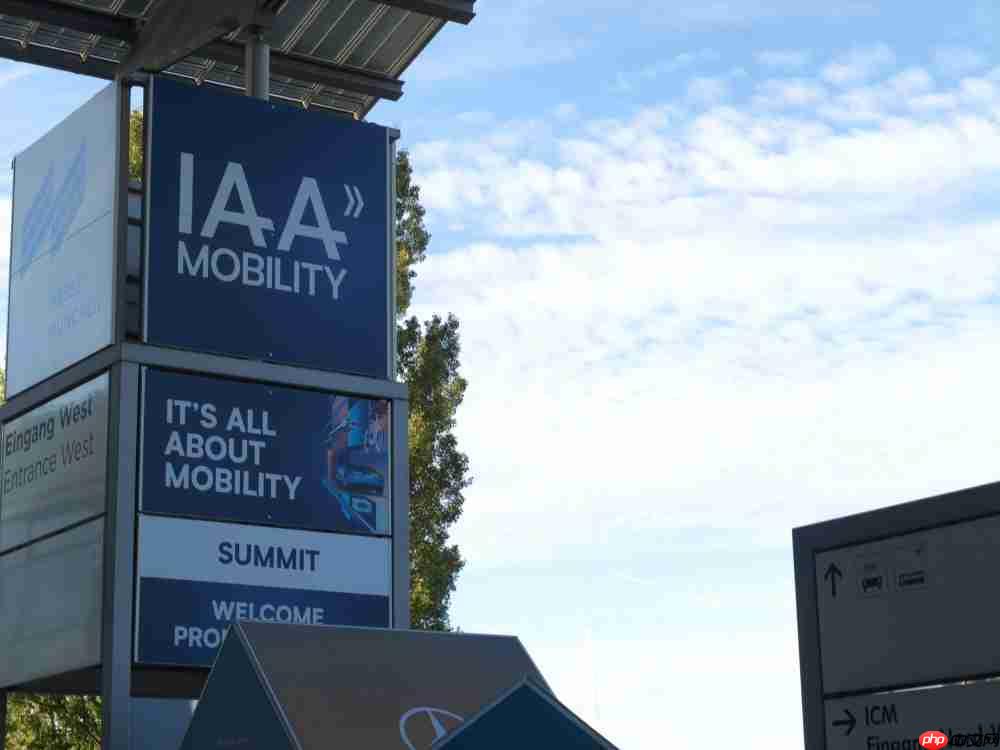 谁更吸引老外?慕尼黑车展纪实:中国车圈大佬亲自迎客,一切只为全球化