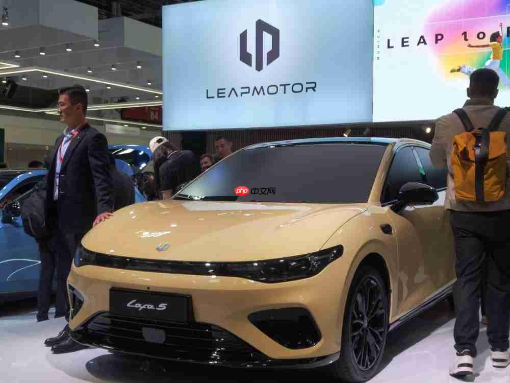 谁更吸引老外?慕尼黑车展纪实:中国车圈大佬亲自迎客,一切只为全球化