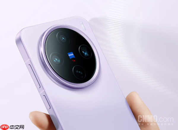 韩伯啸：X200系列卖出480万台 X300对标iPhone 17 Pro