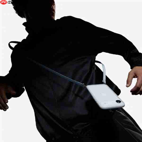 苹果推出iPhone 17系列斜挎挂绳 售价479元:还有749元的保护壳
