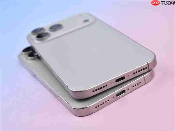 苹果发布会前 我们意外拿到了iPhone 17