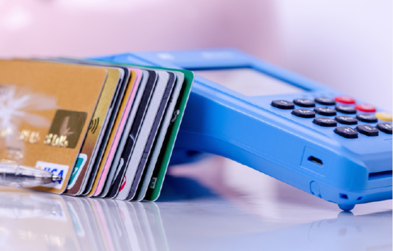 信用卡三年蒸发9200万张:萎缩已成趋势 - php中文网