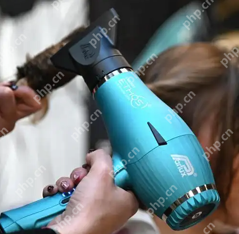 衣服皱了没熨斗？三招民间“熨烫术”，轻松告别褶皱 - php中文网