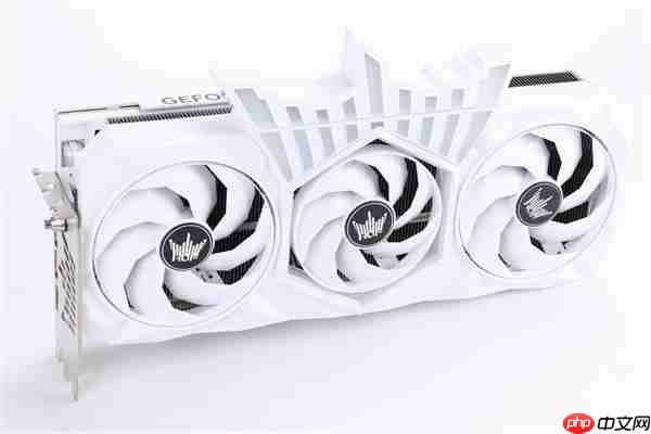 影驰RTX 5080 HOF OC LAB Deluxe-X 评测|纯白旗舰 王者归来