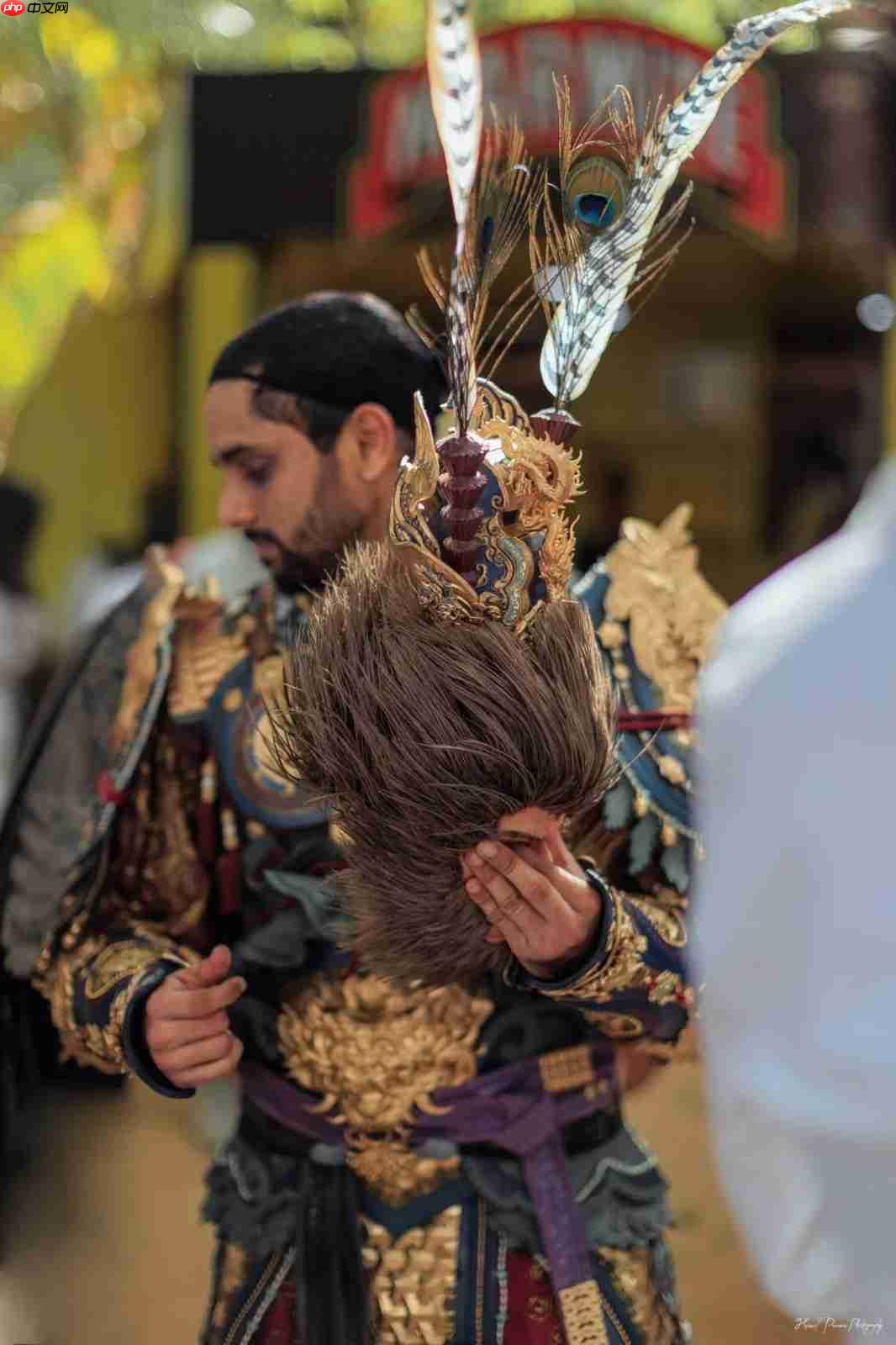 大圣走出来了？ 国外玩家耗时6个月制作《黑神话：悟空》Cosplay服