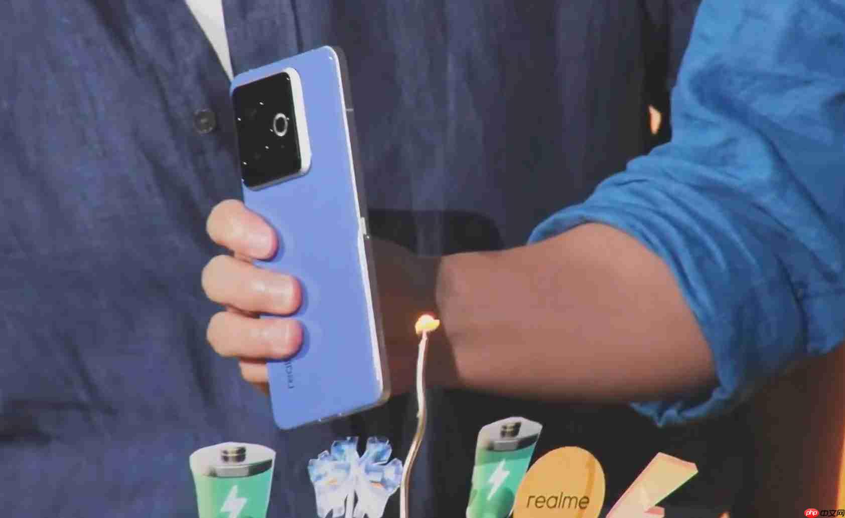 真我828真粉节:15000mAh概念机与