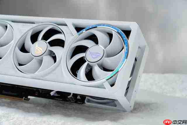 白夜觉醒！ROGASTRAL白夜神5080显卡盛装出击